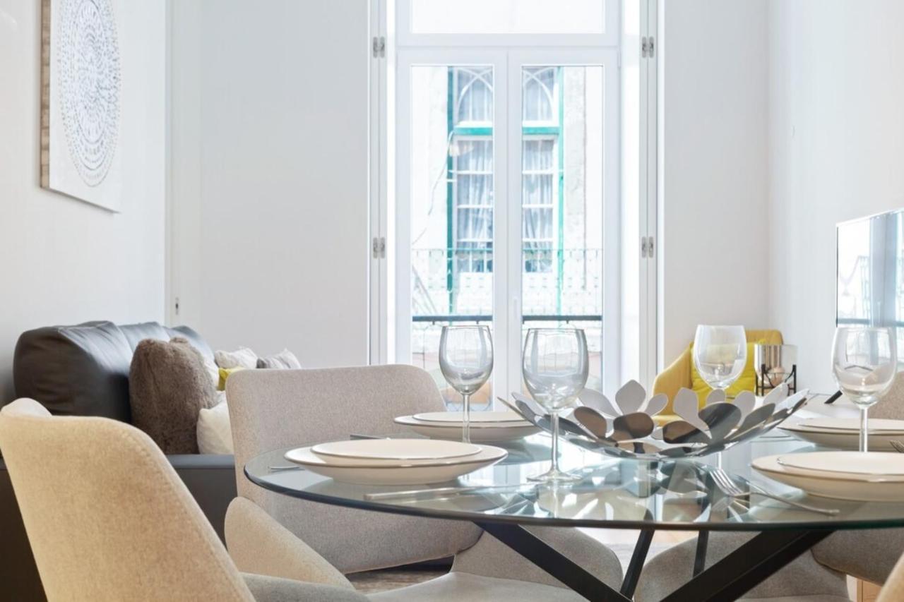 Spacious 1 Bedroom Apartment Near Baixa Lissabon Buitenkant foto